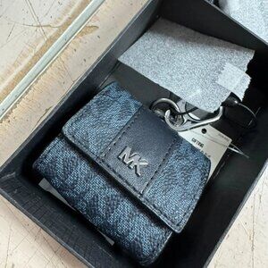 Michael Kors Airpod Case Admiral Blue Lanyard With Box
